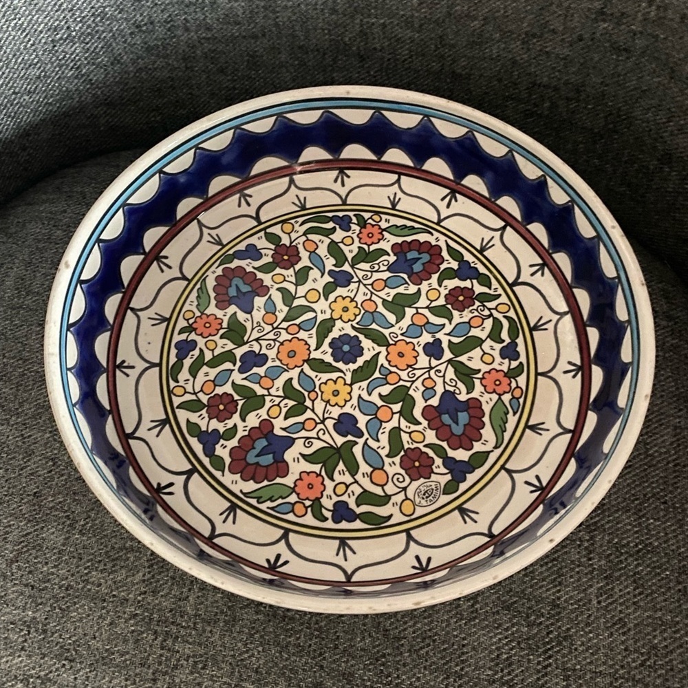 Vintage JERUSALEM ART POTTERY HAND PAINTED FLORAL CERAMIC SERVING BOWL